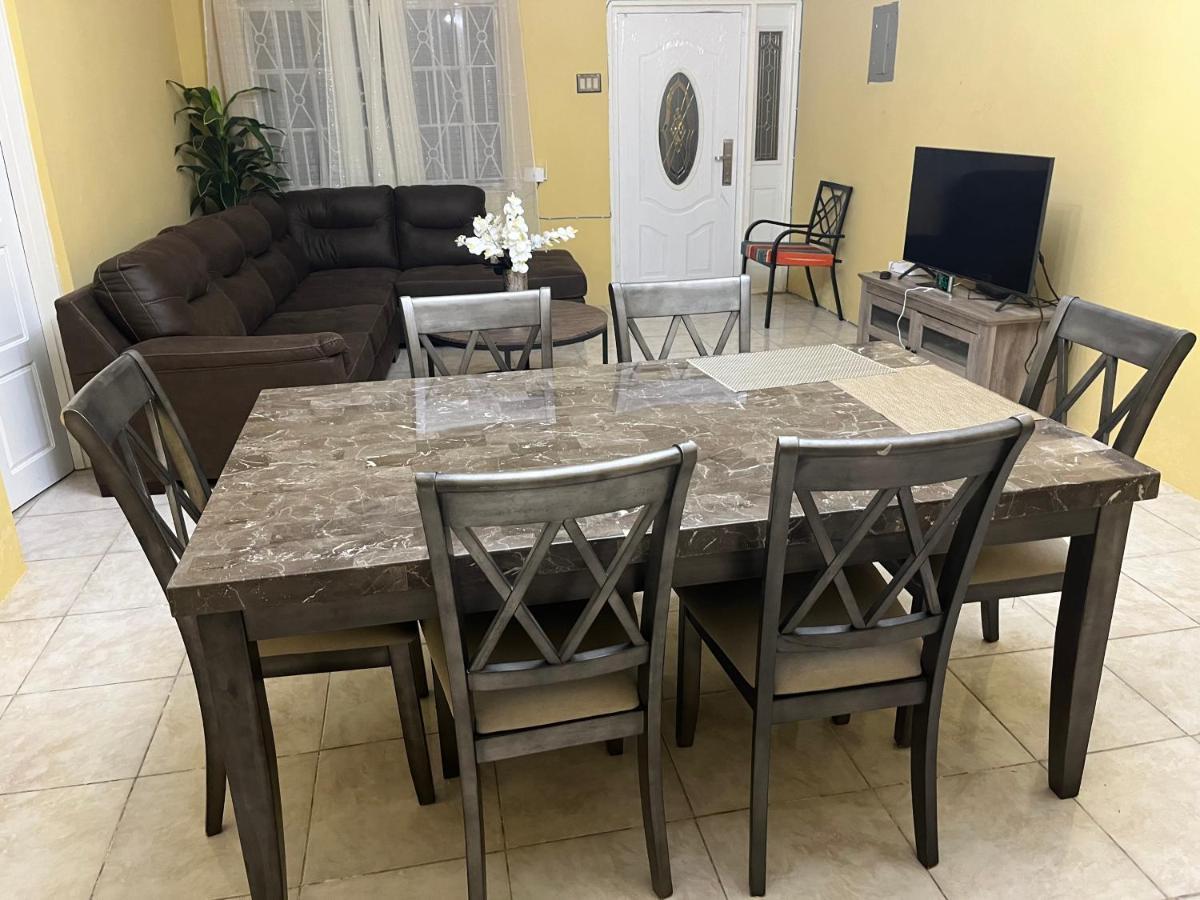 בלאק ריבר St Bess Comfort Style מראה חיצוני תמונה